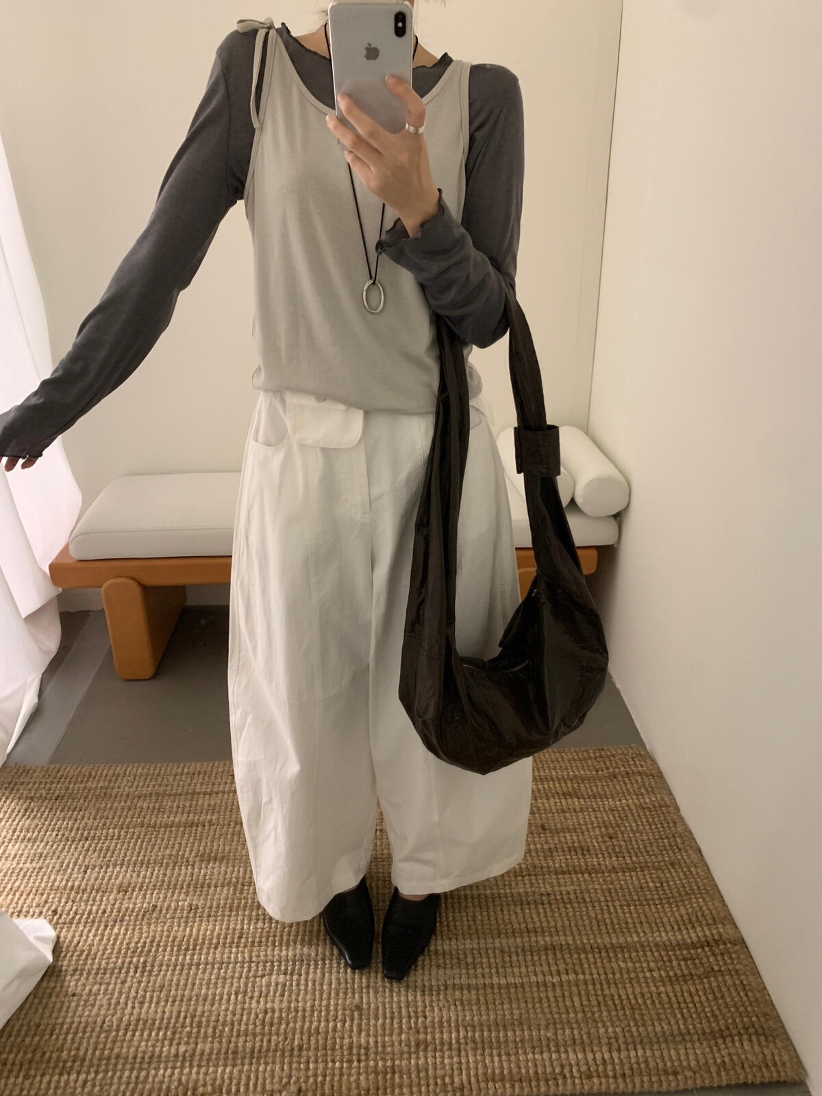 LLOVELY-Autumn new Korean style simple temperament Korean style bottoming shirt + vest set