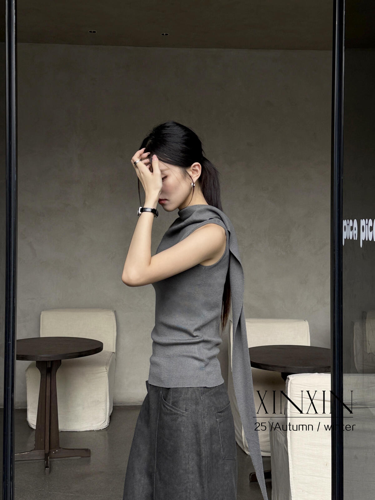 Y- blogger same style simple high-end design ribbon high collar sleeveless short shirt XW295